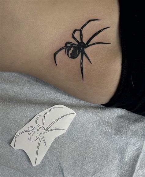 araña tatuaje mujer|La Araña: Un tatuaje de gran simbología: 23 buenos diseños